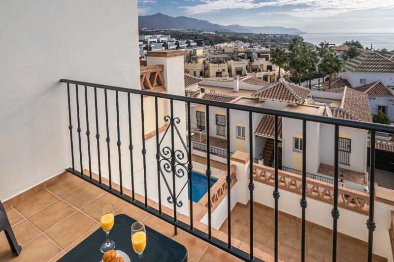 Apartamentos Chimenea - image 9