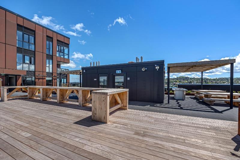 Central Park Residence - image 15