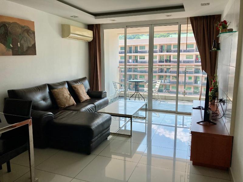 Hyde Park Residence by Pattaya Sunny rentals - image 28