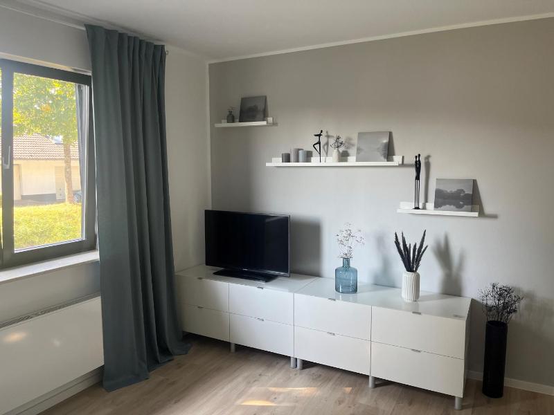 One-Bedroom Apartment (Annex) image 3