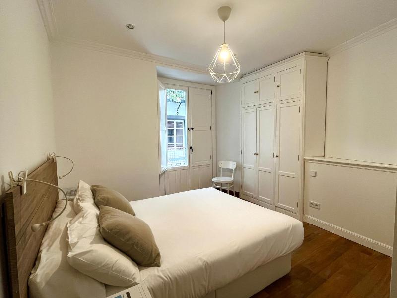 Standard Suite image 3