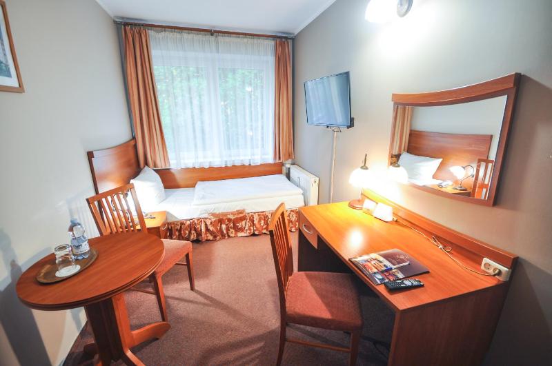 Single Room image 1
