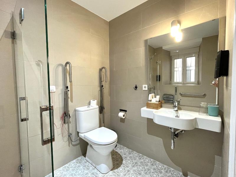 Triple Room image 3