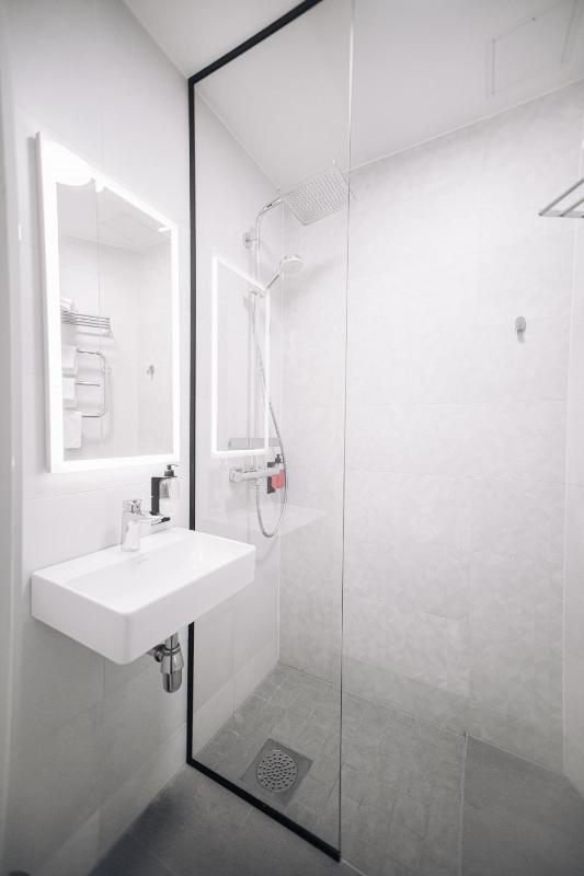 Single Room image 2
