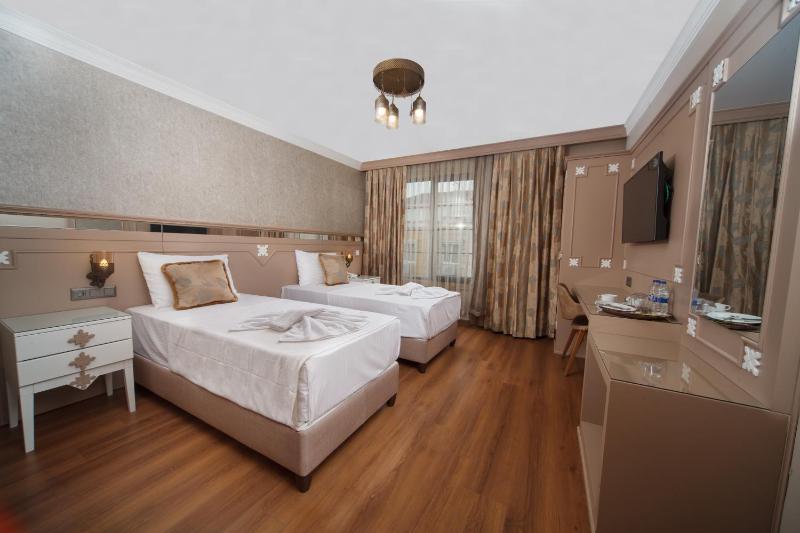 Istanbul Old City Beyazid Belmond Hotel - image 7
