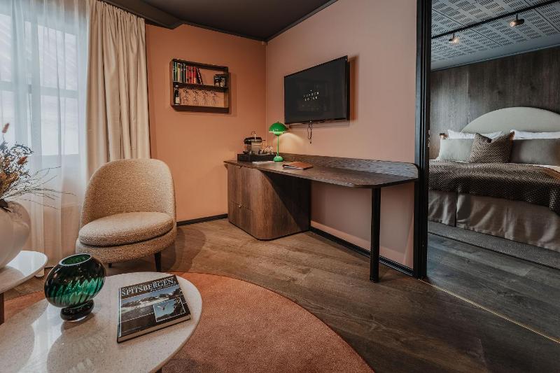 Double Room - Disability Access image 4