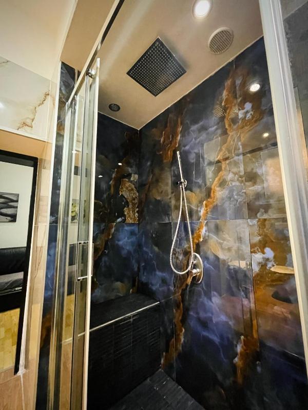 Suite image 3