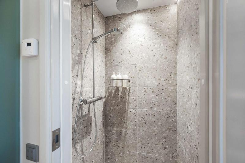 Standard Triple Room image 3