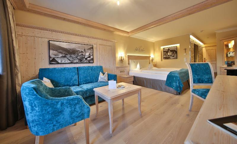 Junior Suite image 1