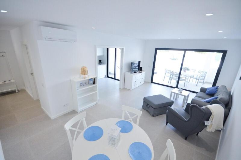 Blue Horizons (AT18) 2 Bedroom Olhos de Agua - image 7