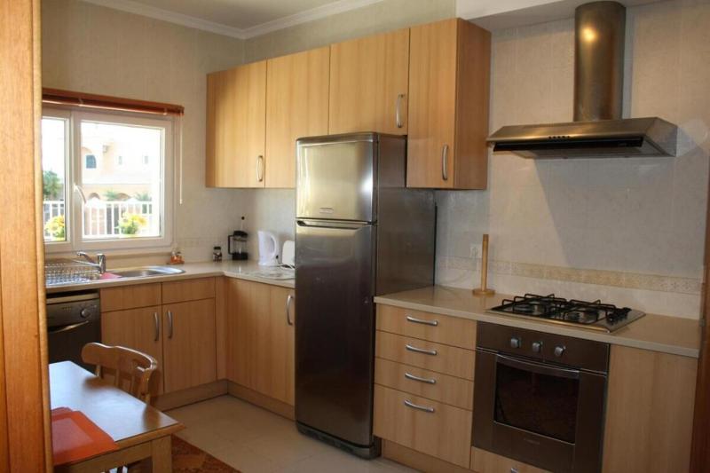 4 bedroom town house Vale de Parra close to Gale AT22 - image 2