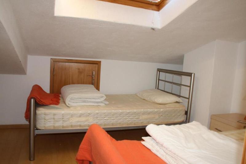 4 bedroom town house Vale de Parra close to Gale AT22 - image 16
