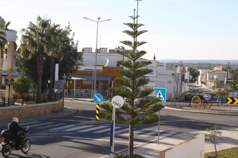 4 bedroom town house Vale de Parra close to Gale AT22 - image 11