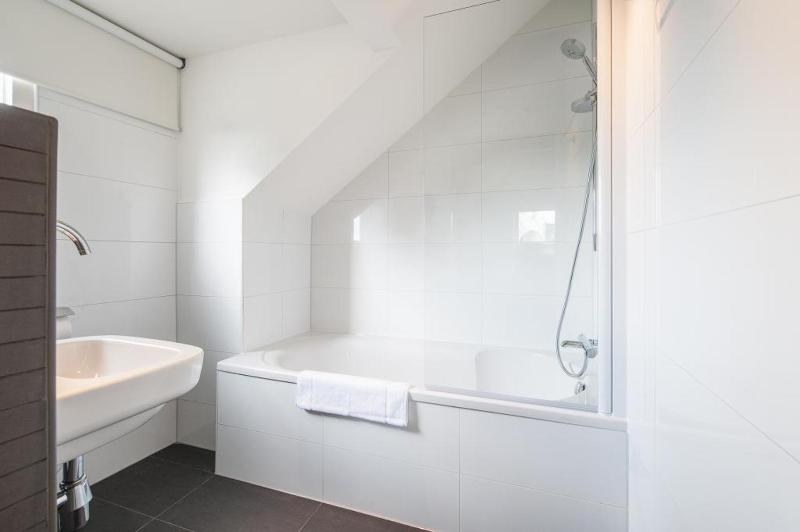 Museumpark Apartments - image 14