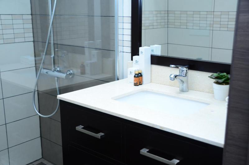 Superior Double Room image 4