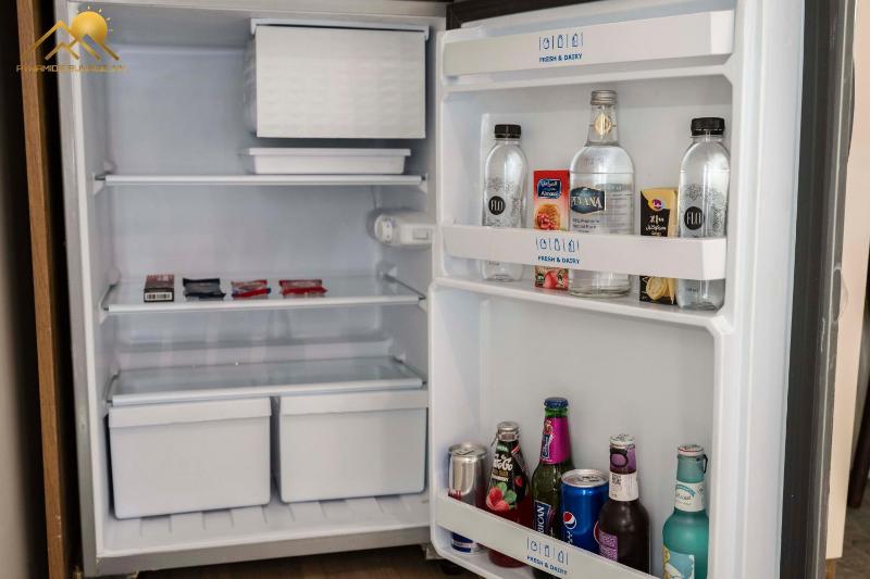 Deluxe Double or Twin Room with Balcony image 4