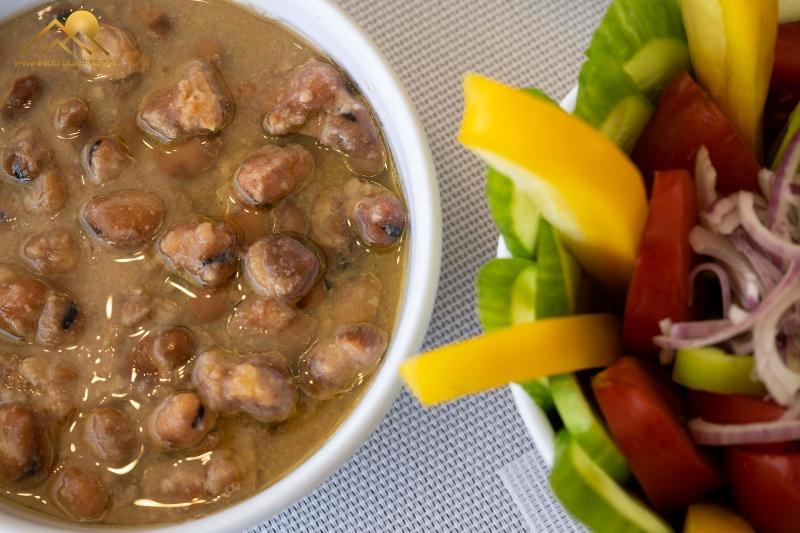 Standard Double or Twin Room image 4