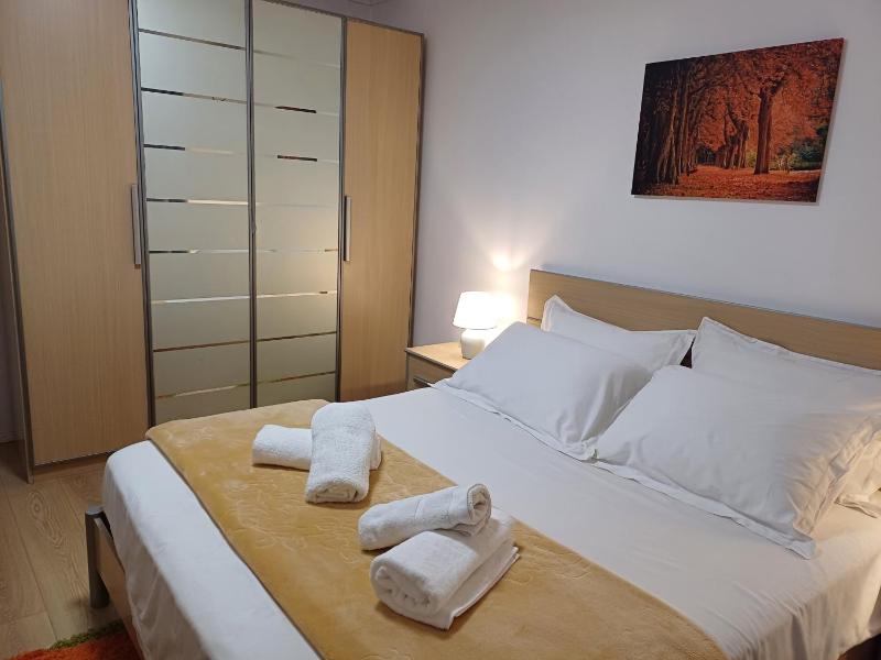 Regis Apartment - image 15