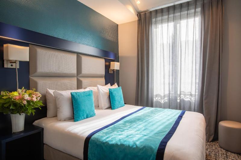 Two Adjacent Double Rooms  image 3