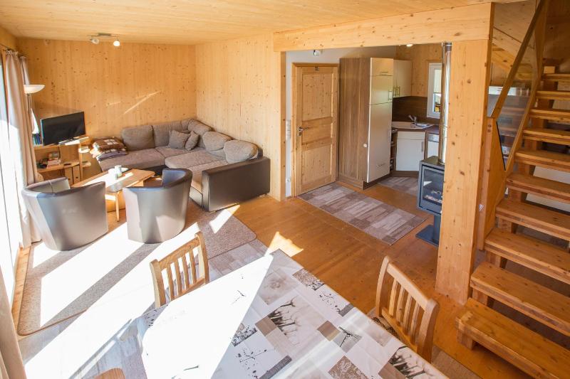 Superior Chalet 43 with Whirlpool bathtub image 1