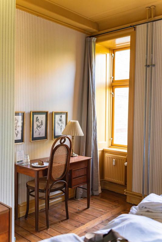 Double Room with Shared Bathroom