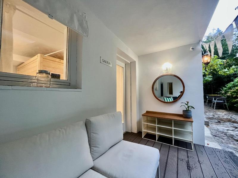 Apartment with Garden View Top 5  image 2