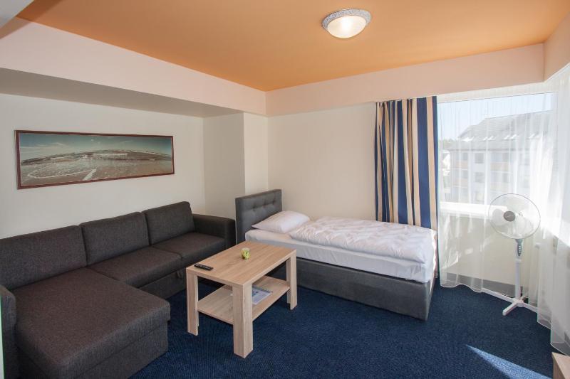 Tauras Center Hotel - image 31