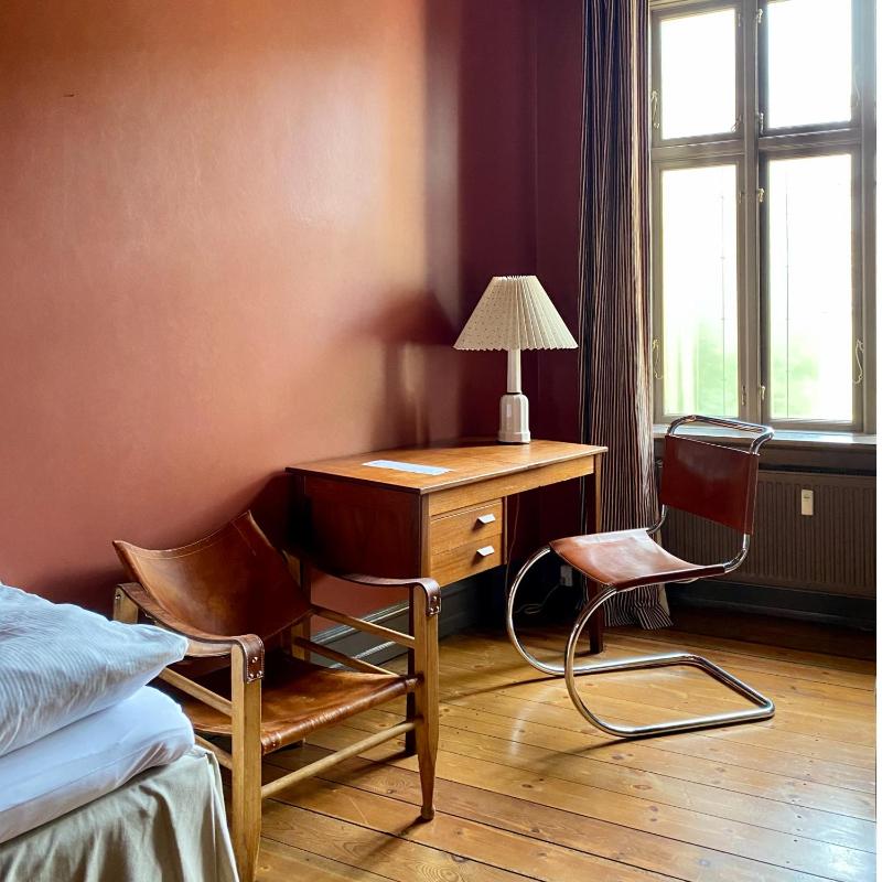 Triple Room with Shared Bathroom image 2