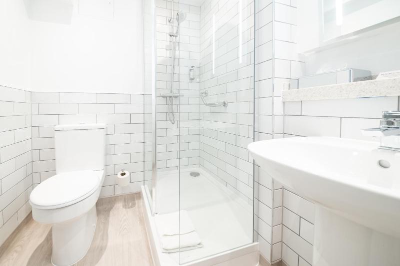 Single Room image 2