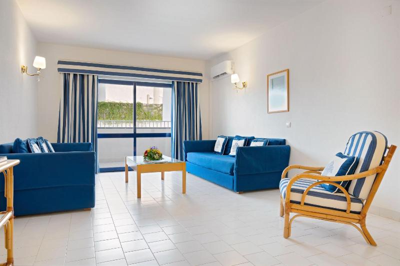 Standard One Bedroom Apartment image 4
