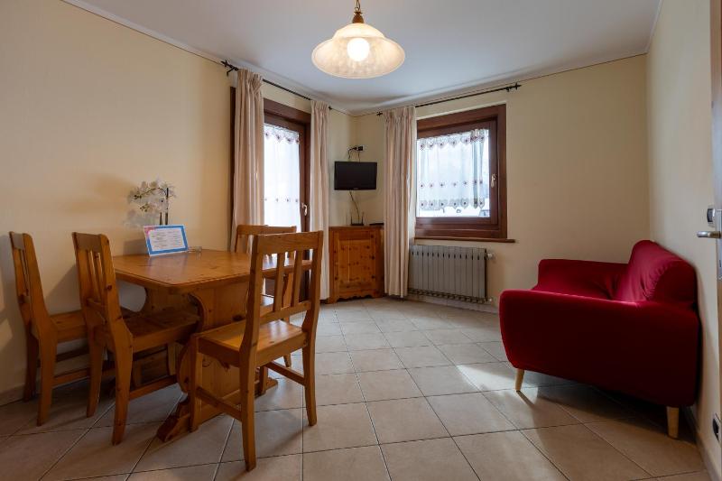 Fior d'Alpe Apartment - image 5