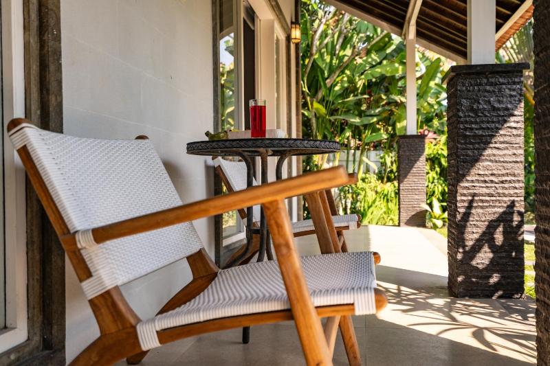 Jungle Amaranth Villa Canggu - Exclusive 3BR Retreat with Pool Modern Amenities and Top Location - image 5