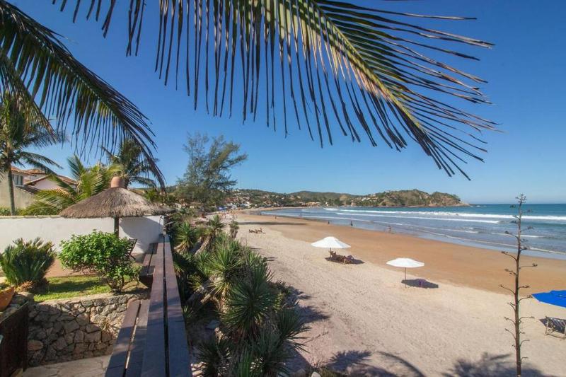Paraíso Pé na Areia em Geribá com Cinco Suítes por Luxury Rentals - image 7