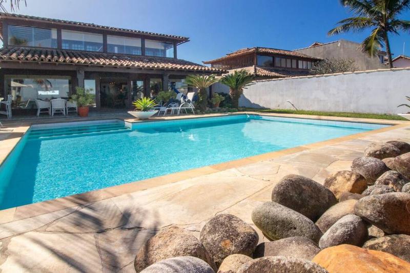 Paraíso Pé na Areia em Geribá com Cinco Suítes por Luxury Rentals - image 27