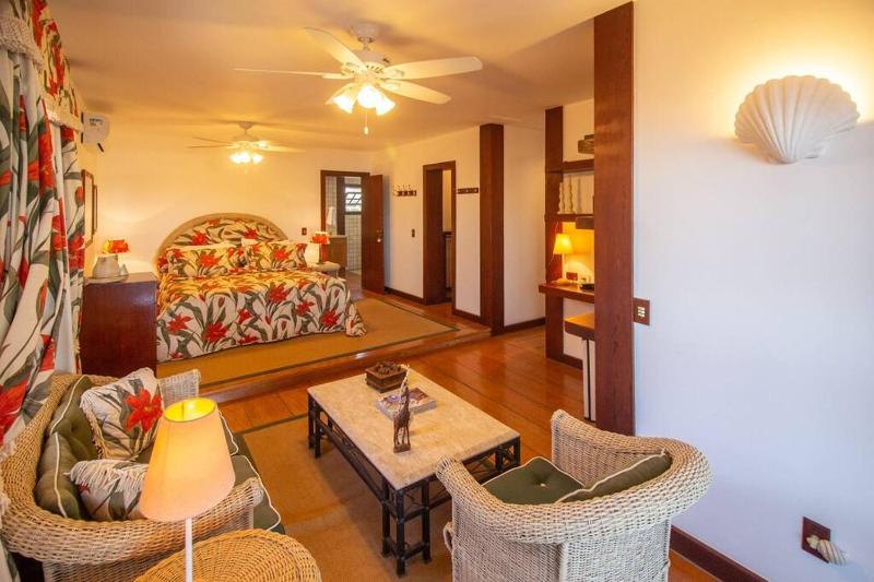 Paraíso Pé na Areia em Geribá com Cinco Suítes por Luxury Rentals - image 25