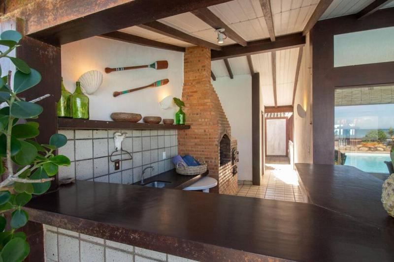 Paraíso Pé na Areia em Geribá com Cinco Suítes por Luxury Rentals - image 12