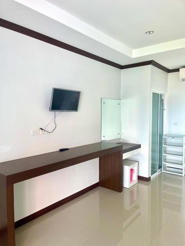 Tan Residence - image 23