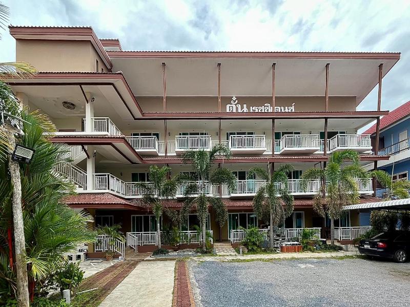 Tan Residence - image 11