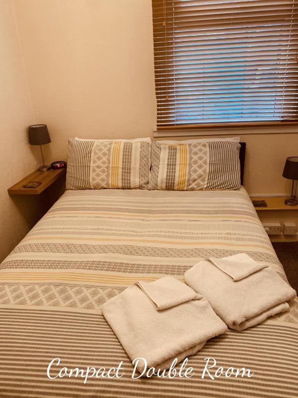 Small Double Room image 1
