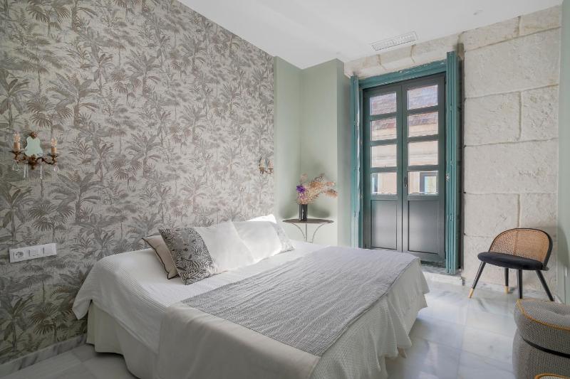 Studio Apartment image 4
