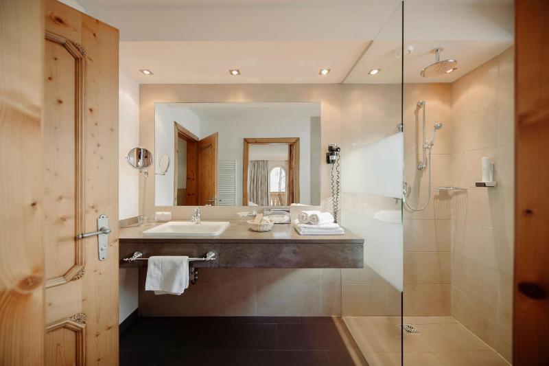 Luxury Double Room image 1