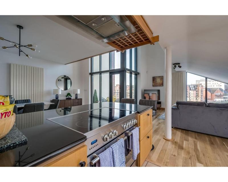 Superior Apartment image 4