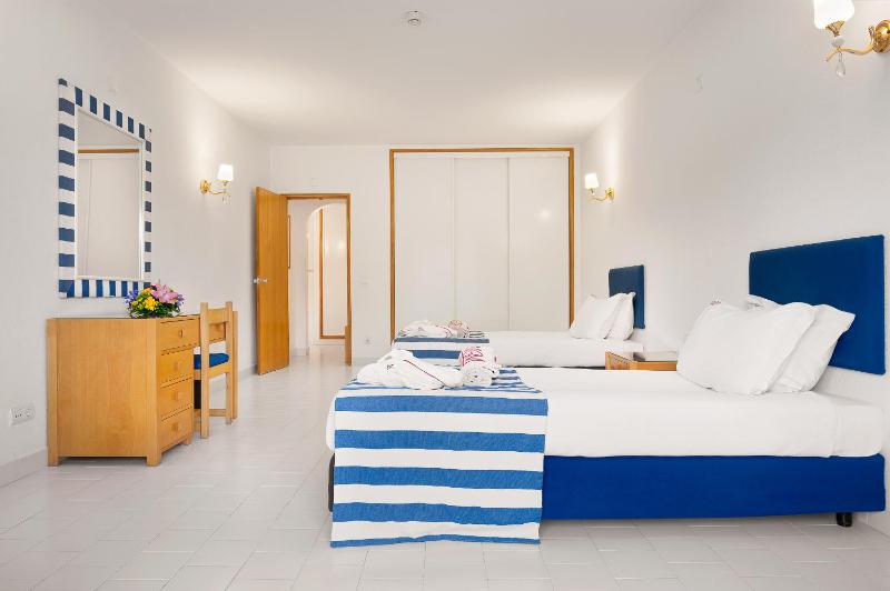 Standard Two-Bedroom Apartment image 3
