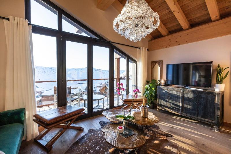 Chalet Orlov by Les Etincelles - image 8