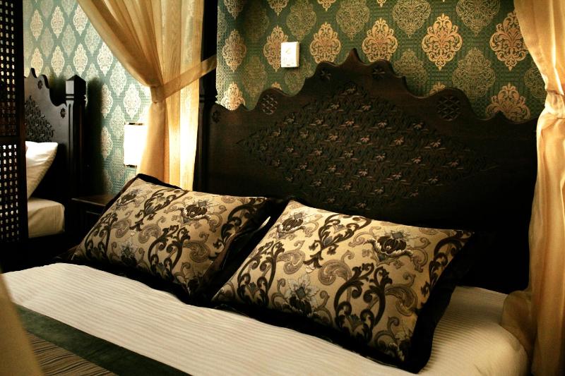 Comfort Family Room image 1