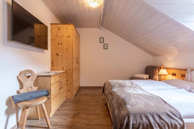 Two-Bedroom Apartment (6 Adults) image 4