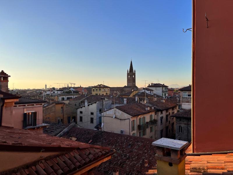Piazza Erbe Lodge - image 9
