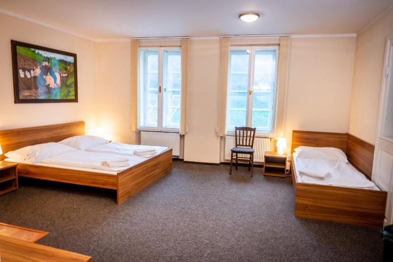 Standard Apartment (3 Adults) image 3