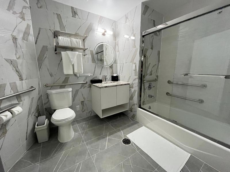 Suite image 3