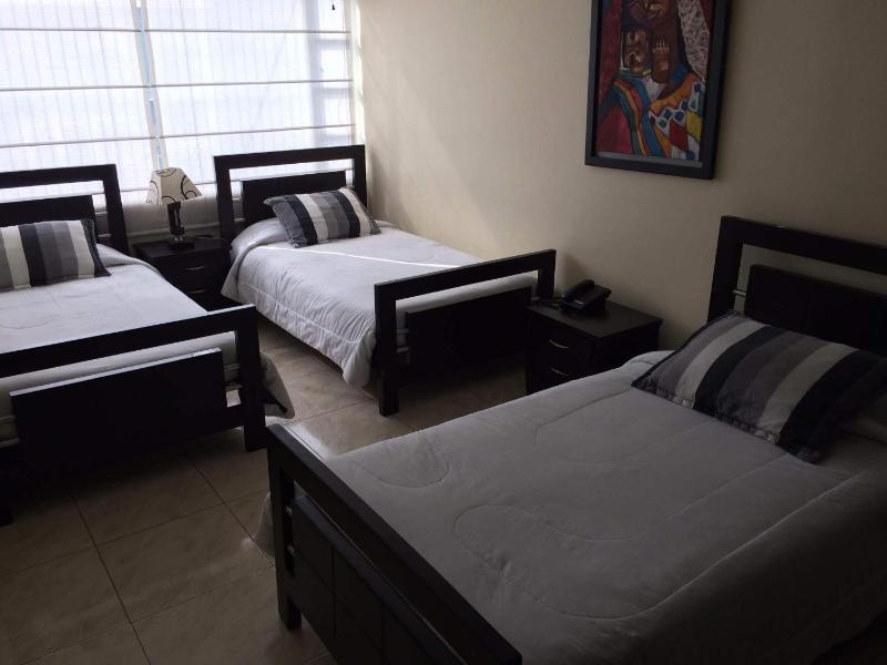 Hotel Sweet Home - image 9